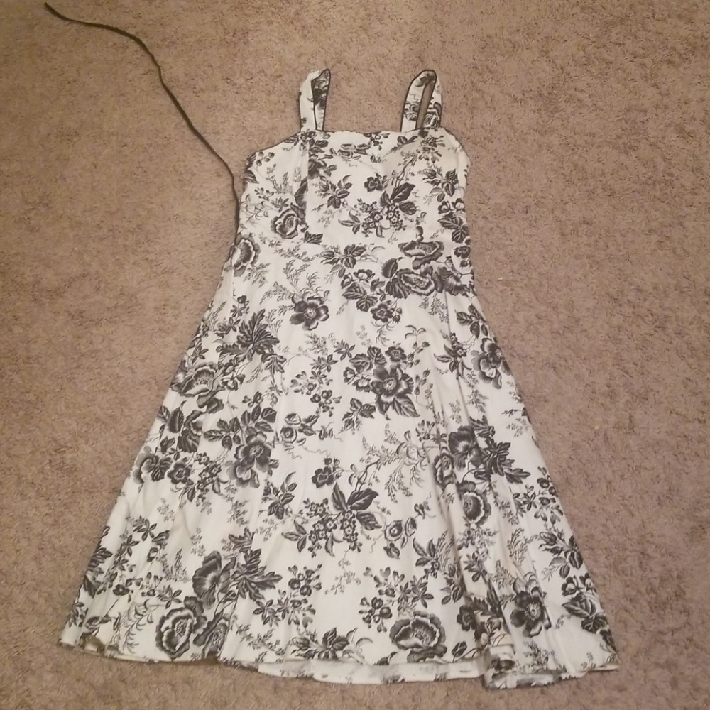 Floral black and white dress